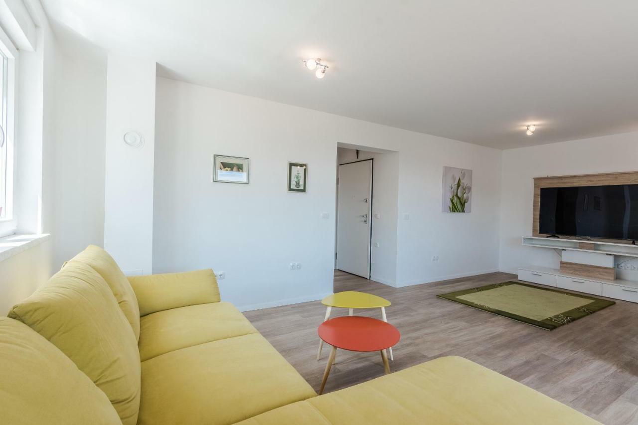 Apartments Sunrise Preko Exterior foto